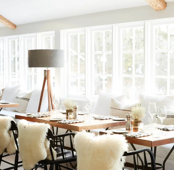You Will Want to Make Dinner Reservations at This Boutique Inn ASAP