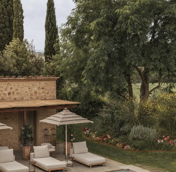 This Classic Italian Wedding Venue Comes with Olive Groves, Terrazza Parties, and Gelato Stops